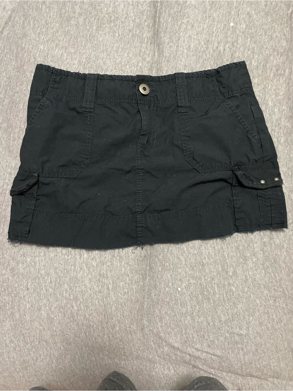 Vintage Y2K Old Navy Ultra Low Rise Cargo Mini Skirt Size 2 Summer 2007